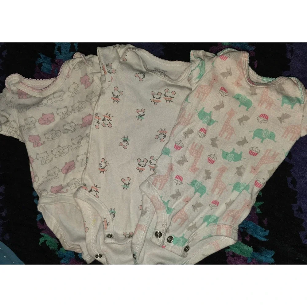 Baby Girl Bodysuit Bundle Set‎ of 3 Cute Prints Kitty Mouse Giraffe Elephant